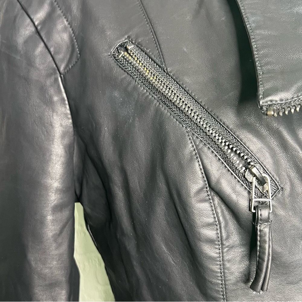 Blank NYC Women’s Black Faux Leather Full Zip Moto Jacket Size Medium - Picture 5 of 10